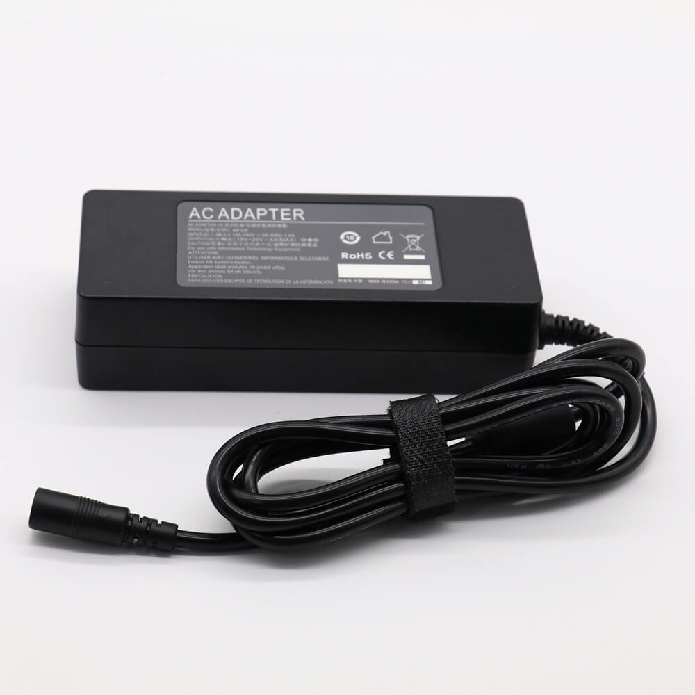 90w Universal adapter with 8 tips
