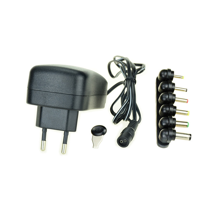 30W Universal AC/DC Adapter - Image 2