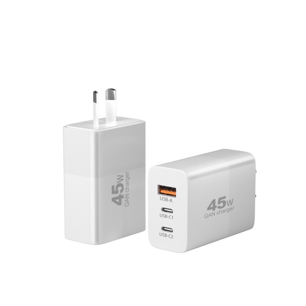 Amazon best seller 45W Three port Chargers - Image 2