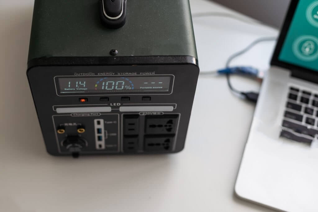 how-to-use-a-portable-power-station